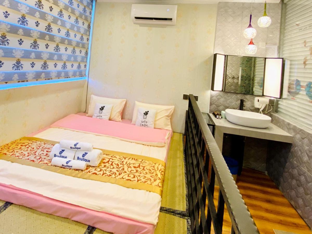 מואר J Boutique Hotel 新张优惠 מראה חיצוני תמונה